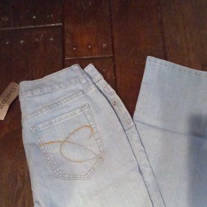 NWT Chico's Platinum Straight leg jeans